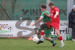 Kreisklasse - Saison 2025/26- TSV Pförring - SV Karlshuld-  - Jonas Bäumler rot Pförring - Jonas Walter grün Karlshuld - Foto: Meyer Jürgen