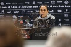 3. Liga; FC Ingolstadt 04 - Neue Trainerin, Pressekonferenz, Cheftrainerin Sabrina Wittman (FCI) im Interview