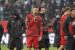 3. Liga; FC Ingolstadt 04 - TSV 1860 München; Spieler bedanken sich bei den Fans Weihnachten 2025 #Kapitän Lukas Fröde (34, FCI) am Mikrofon