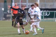 AUDI Amateuercup - Saison 2024/25 - TSV Etting - TSV Reichertshofen - Juri Braun schwarz Etting - Efe Bulut #3weiss Reichertshofen - Benjamin Zängerl weiss Reichertshofen -Foto: Meyer Jürgen