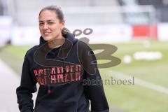 3. Liga; VfB Stuttgart 2 - FC Ingolstadt 04; vor dem Spiel Cheftrainerin Sabrina Wittmann (FCI)