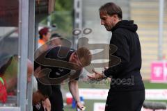 3.Liga - Saison 2022/2023 - SC Freiburg II - FC Ingolstadt 04 - Cheftrainer Rüdiger Rehm (FCI) motiviert seine Spieler nach der Pause -  - Foto: Meyer Jürgen
