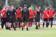 3.Liga - Saison 2023/2024 - Trainingsauftakt - FC Ingolstadt 04 - Cheftrainer Michael Köllner (FCI) gibt Anweisungen -  - Foto: Meyer Jürgen