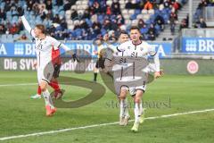 3. Liga; SV Wehen Wiesbaden - FC Ingolstadt 04; Elfmeter Sebastian Grönning (11, FCI) Tor Jubel Treffer 1:5 Max Besuschkow (17, FCI) Benjamin Kanuric (8, FCI)