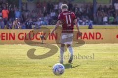 Toto-Pokal; Finale; FV Illertissen - FC Ingolstadt 04; Tobias Bech (11, FCI) vergibt den ersten Elfmeter