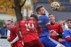 Kreisliga - Saison 2025/26- TSV Kösching - SV Zuchering - Valentin Hafner blau Kösching - Julian Moser rot Zuchering - Foto: Meyer Jürgen