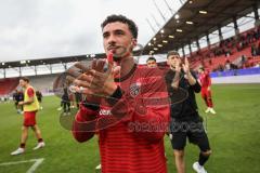 3. Liga; FC Ingolstadt 04 - SSV Ulm; Sieg Jubel Freude nach dem Spiel Teambesprechung auf dem Feld, Torschütze Davide Sekulovic (33, FCI)