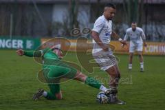 Bezirksliga - Saison 2025/26 - FC Gerolfing - DJK München - Flaur Bashota (Nr.23 - FC Gerolfing) - Berkan Altug weiss München - Foto: Meyer Jürgen