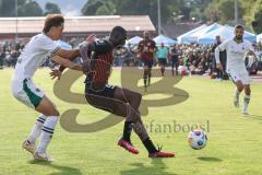 3. Liga; Testspiel; FC Ingolstadt 04 - Borussia Mönchengladbach; Zweikampf Kampf um den Ball Daouda Beleme (9, FCI) Itakura Ko (3 BMG)