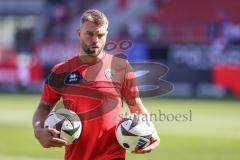 3. Liga; FC Ingolstadt 04 - Rot-Weiss Essen; vor dem Spiel Yannick Deichmann (20, FCI)