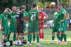Testspiel - Saison 2025/26 - SV Manching - TSV Gaimersheim - Trinkpause -  - Cheftrainer Cüneyt Köz (SV Manching) - Foto: Meyer Jürgen