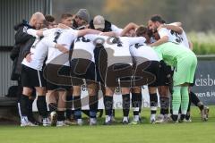 Kreisliga - Saison 2024/25- SV Hundszell - SV Menning -  - Hundszell bildet einen Kreis vor dem Spiel - XXXXX - Foto: Meyer Jürgen