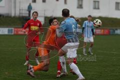 Kreisliga - Saison 2025/26- TSV Kösching - FC Sandersdorf - Philipp Gierl Torwart Sandersdorf - Michael Detling blau Sandersdorf  - Sebastian Zabka rot Kösching - Foto: Meyer Jürgen