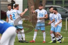 Kreisklasse - Saison 2025/26- TSV Großmehring - SV Oberstimm- Jonas Weidinger weiss Oberstimm mit dem 1:1 Ausgleichstreffer - jubel  - Foto: Meyer Jürgen
