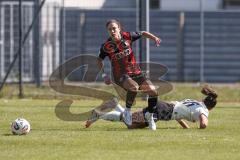 2. Bundesliga Frauen - Saison 2025/26 - FC Ingolstadt 04 Frauen - Borussia Mönchengladbach - Annika Kömm (Nr.25 - FC Ingolstadt Frauen I) - Celissen Elize weiss M`Gladbach  - Foto: Meyer Jürgen