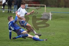 Kreisliga - Saison 2022/2023 - Sv Hundszell - TSV Ober/Unterhaunstadt - Simon Bellinghausen blau Oberh.stadt - Matthias Weinzierl weiss Hundszell - Foto: Meyer Jürgen