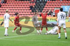 3. Liga; FC Ingolstadt 04 - SSV Ulm; links Davide Sekulovic (33, FCI) Tor Jubel Treffer Frederik Christensen (11, FCI) Scholze Max (28 Ulm) David Jonas (15 Ulm) Görlich Luis (2 Ulm)