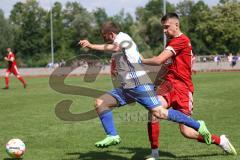 Relegation - Saison 2022/2023 - TSV Baar/Ebenhausen - TV Münchsmünster - Johannes Artmeier weiss Münchsmünster - Mario Edler rot Ebenhausen - Foto: Meyer Jürgen