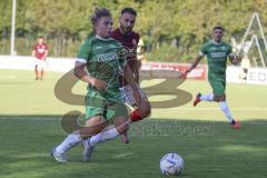 Kreisliga - Saison 2023/2024 - FC Gerolfing - Türk SV Ingolstadt - Lukas Achhammer grün Gerolfing - Aytac Mandaci rot Türk SV - Foto: Meyer Jürgen