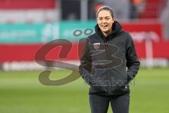 3. Liga; FC Ingolstadt 04 - VfL Osnabrück; Cheftrainerin Sabrina Wittmann (FCI) Anweisungen