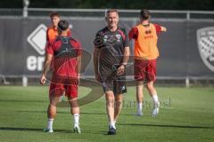 3. Liga - Saison 2026/27 - 1. Trainingseinheit mit Achim Beierlorzer - Cheftrainer Achim Beierlorzer (FCI) - XXXXX - Foto: Meyer Jürgen