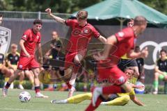* Testspiel - Saison 2025/26 - FC Ingolstadt 04 - SpVgg Bayreuth - Frederic Christensen (Nr.11 - FC Ingolstadt 04) - Alexander Seidel (Nr.25 - SpVgg Bayreuth) - Foto: Meyer Jürgen