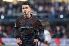 3. Liga; SC Verl - FC Ingolstadt 04; geht zur Ecke Fredrik Carlsen (8, FCI) führt zum Ausgleich 2:2