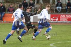 Kreisliga - Saison 2025/26- SV Karlshuld - SV Menning - Simon Wolfsfellner schwarz Menning  - Thomas Tyroller weiss Karlshuld - Foto: Meyer Jürgen