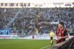 3. Liga; TSV 1860 München - FC Ingolstadt 04; Einwurf Felix Keidel (43, FCI)