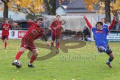 Kreisliga - Saison 2025/26- TSV Kösching - SV Zuchering - Marcel Preuß rot Zuchering -  - David Ostermeier blau Kösching - Foto: Meyer Jürgen