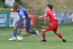 Kreisliga- Saison 2024/25- TSV Kösching - SV Hundszell - Pablo Krantz Blanco rot Kösching - Mathias Weinzierl blau Hundszell - XXXXX - Foto: Meyer Jürgen