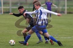 Kreisliga - Saison 2025/26- SV Karlshuld - SV Menning - Marcel Hubner schwarz Menning  - Yannik Werle weiss Karlskron - Daniel Reitberger weiss Karlskron #8Foto: Meyer Jürgen