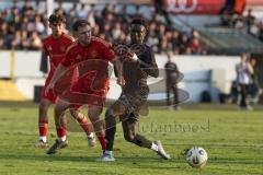 Freundschaftsspiel - Saison 2025/26 - FC Ingolstadt 04 II - Delay Sports - Jason Osei Tutu (Nr.11 - FC Ingolstadt II) - Robin Charles Traboulsi (Nr.4 - Delay Sports) - Foto: Meyer Jürgen