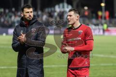 3. Liga; 1. FC Schweinfurt 05 - FC Ingolstadt 04; Spiel ist aus nach dem Spiel Unentschieden Remis 1:1 Spieler bedanken sich bei den FansLukas Fröde (34, FCI) Jonas Scholz (15, FCI)