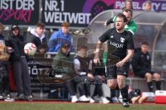 Kreisklasse - Saison 2025/26- TSV Gaimersheim II - SV Lippertshofen - Denis Janjic schwarz Gaimersheim - Kai Lautenschläger grün Lippertshofen - Foto: Meyer Jürgen