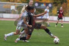 2. Frauen Bundesliga - Saison 2025/26- FC Ingolstadt 04 - VFL Wolfsburg - Anny Kerim - Lindland weiss Wolfsburg - Melissa Kuya Kuya -Strobel (Nr.14 - FC Ingolstadt Frauen I) - Foto: Meyer Jürgen
