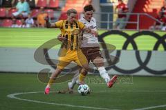 3. Liga - Saison 2026/27 - FC Ingolstadt 04 - Alemannia Aachen - Jonas Oehmichen (Nr.44 - Alemannia Aachen) wird gefoult von Elias Decker (Nr.4 - FCI) - rote Karte für Elias Decker (Nr.4 - FCI) - XXXXX - Foto: Meyer Jürgen