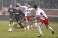 3. Liga; SSV Jahn Regensburg - FC Ingolstadt 04; Linus Rosenlöcher (19, FCI) Kühlwetter Christian (30 SSV) Mätzler Leo (31 SSV)