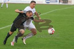 Kreisklasse - Saison 2024/25- TSV Gaimersheim II - Türkisch SV Ingolstadt-  - Tim Heidenreich weiss Gaimersheim - Ali Celik schwarz Türk SV - Foto: Meyer Jürgen