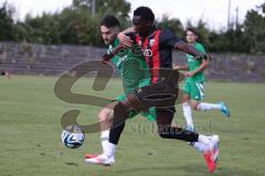 Bayernliga Nord - Saison 2024/25 - FC Ingolstadt 04 II - SV Fortuna Regensburg - Jason Osei Tutu (Nr.11 - FCI U21) - Nocerino Andrea grün Regensburg - Foto: Meyer Jürgen