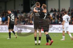 3.Liga - Saison 2023/2024 - SC Verl - FC Ingolstadt 04 - Der 2:2 Ausgleichstreffer durch Jannik Mause (Nr.7 - FCI) - jubel  - Julian  Klügl (Nr.31 - FCI) - Foto: Meyer Jürgen