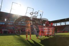 3. Liga - Saison 2024/25 - FC Ingolstadt 04 - SV Wehen Wiesbaden - Das Spiel ist aus - Banner - Choreo - Torwart Marius  Funk (Nr.1 - FCI)- Foto: Meyer Jürgen