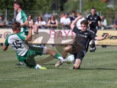 Relegation - Saison 2025/26 - SV Karlskron - FC Geisenfeld - Simon Feulner grün Geisenfeld - Paul Dorschner schwarz Karlskron  - Foto: Meyer Jürgen