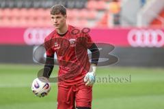 3. Liga; FC Ingolstadt 04 - Erzgebirge Aue; vor dem Spiel Torwart David Klein (47, FCI)