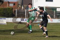 Landesliga - Saison 2025/26 - SV Manching - TSV Schwabmünchen - Johannes  Dexl (Nr.13 - SV Manching) - Schmid Manuel schwarz Schwabmünchen - Foto: Meyer Jürgen