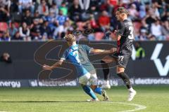 3. Liga; FC Ingolstadt 04 - FC Hansa Rostock; Pascal Testroet (37, FCI) überwindet Rossipal Alexander (21 HR) zum 1:0 Tor Jubel Treffer