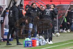 3. Liga; FC Ingolstadt 04 - Erzgebirge Aue; Sieg Jubel Freude Sportdirektor Ivica Grlic  (FCI) Co-Trainer Fabian Reichler (FCI) Co-Trainer Ilia Gurev (FCI) Cheftrainerin Sabrina Wittmann (FCI) Torwart-Trainer Robert Wulnikowski (FCI)