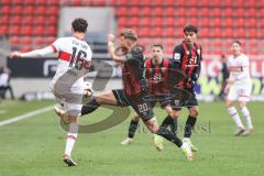 3. Liga; FC Ingolstadt 04 - VfB Stuttgart II; Zweikampf Kampf um den Ball Yannick Deichmann (20, FCI) Meyer Leny (16 VFB)