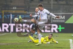 3. Liga; SV Waldhof Mannheim - FC Ingolstadt 04; Torchance verpasst Sebastian Grönning (11, FCI) Torwart Bartels Jan-Christoph (1 SVWM) Benatelli Rico (11 SVWM)