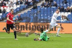 3. Liga; Hannover 96 II - FC Ingolstadt 04; Dennis Borkowski (7, FCI) Torchance verpasst Wechsel Leon-Oumar (30 H96) Walbrecht Tim (33 H96)